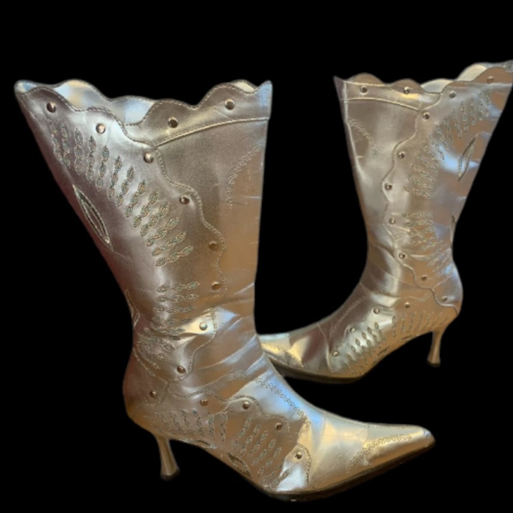 Silver Studded Embroidered Mid-Calf Scalloped Edge Stiletto Boots Women’s 5.5